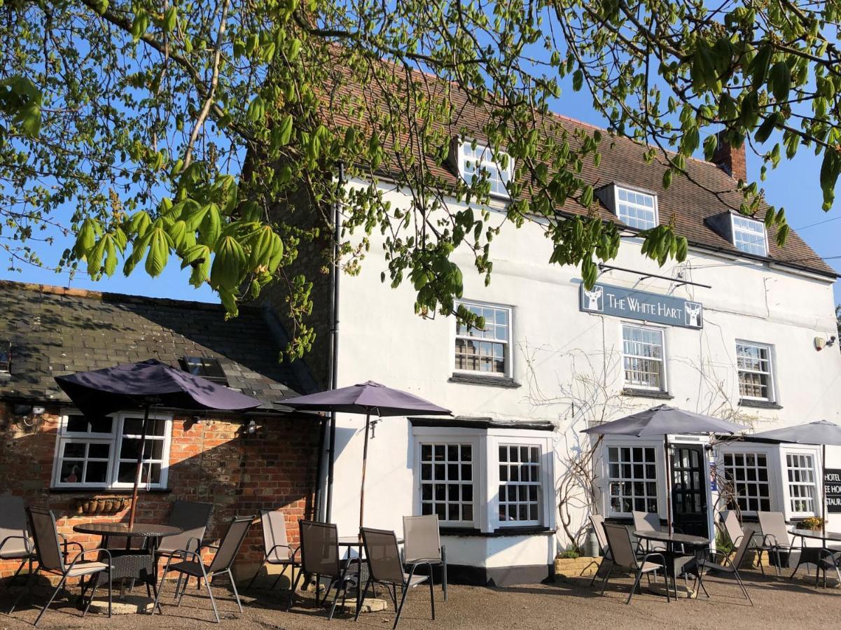 Отель The White Hart Sherington Экстерьер фото